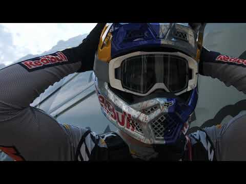 Manuel Lettenbichler and MOTO HYDRO 8L hydration pack by USWE