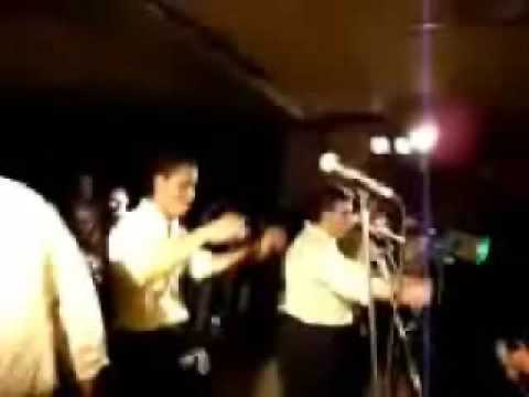 feliz contigo el combo de las estrellas