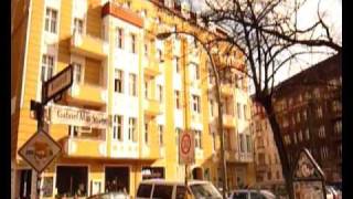 preview picture of video 'HOLIDAY APPARTMENT IN BERLIN FRIEDRICHSHAIN'