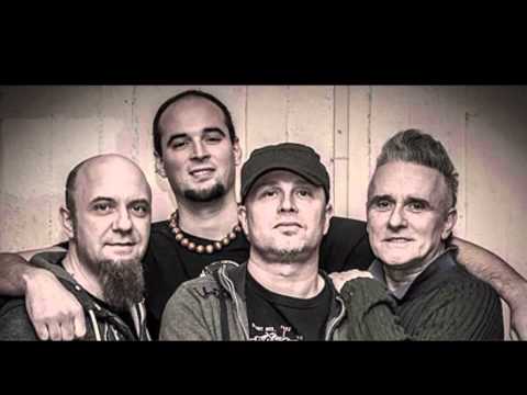 BALKÁN FANATIK FEAT FLUOR - CSIBÉSZ DAL