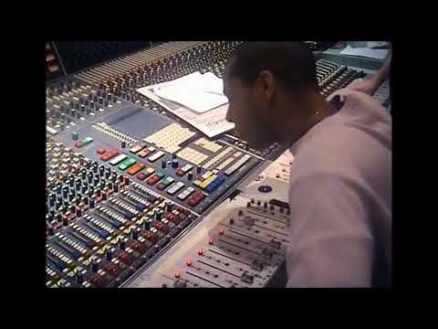 Thomas Bangalter from Daft Punk vocoding for 113