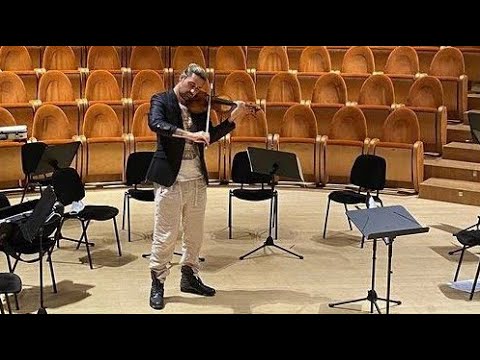 David Garrett a Cremona suona "Il Cannone Giramondo"