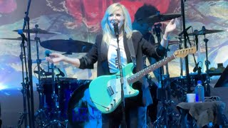 Liz Phair performing Flower (from Exile in Guyville) in Los Angeles - November 10, 2023