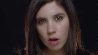 Javiera Mena. Luz de Piedra de Luna