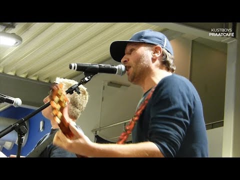 Klein Komitee - 't Is Moar Één (@ Praatcafé 2019)