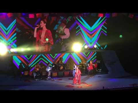 Natalia Oreiro - Cambio Dolor (Moscow, 07.12.2016)