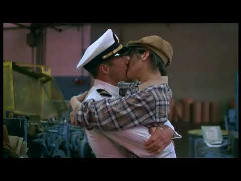 Ufficiale e Gentiluomo - Ultima scena