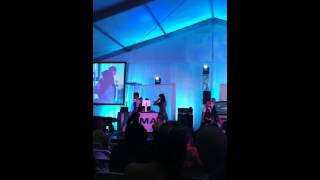 Nadia Ali sings Rapture acapella and Pressure WMC 2012 IDMA