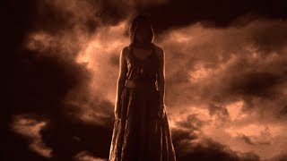 A Plena Luz Music Video