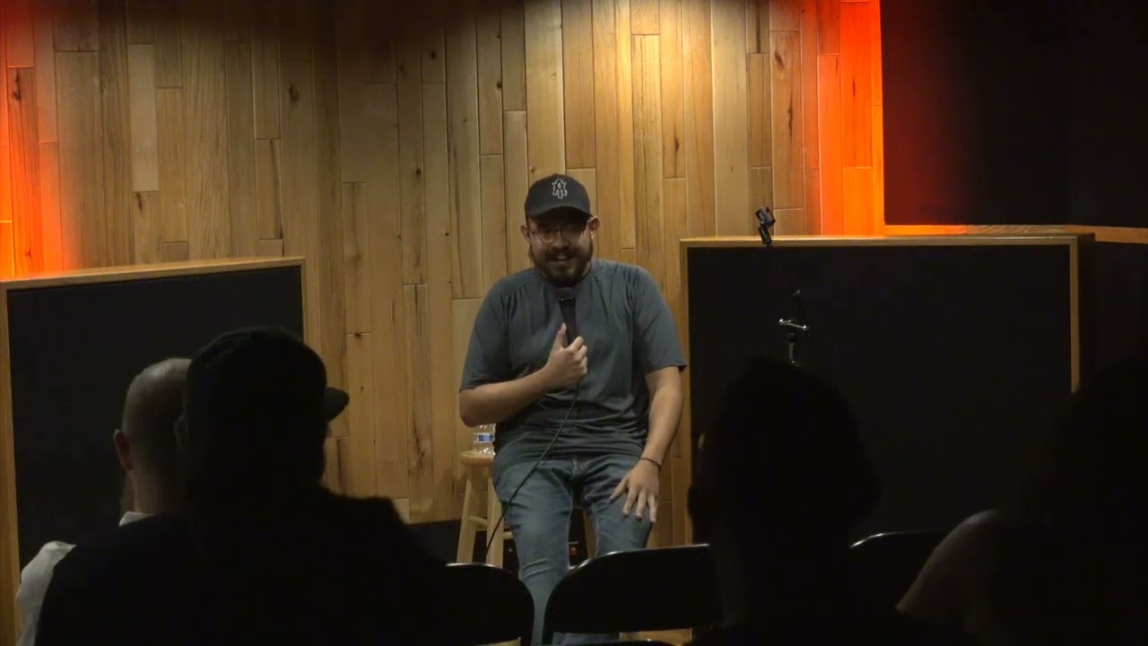 Promotional video thumbnail 3 for Stand-up: Ozzy Muniz