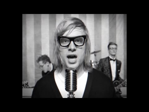 MISS FORTUNE – Chasing Dreams (Official Music Video • Remastered 2025)