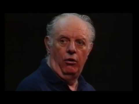 Movies scene - Dario Fo   La resurrezione di Lazzaro Mistero Buffo