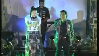 Download lagu ' PERAWAN KALIMANTAN '- didi kempot & yan velia.KEN AROK.mp4 mp3