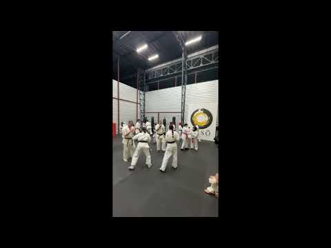 combate-infantil-adultos-karate-san-pablo-heredia-enso.jpg.mp4
