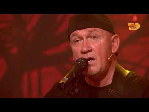 Fisnikë hapin “E Diell” me këngën e famshme “Dada Sale” - E Diell 04.12.2022