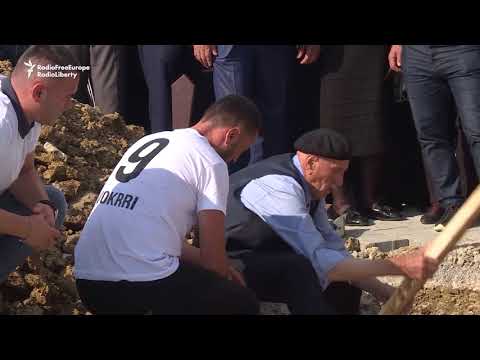 Kosovar Soccer Legend Buried After Sudden Death
