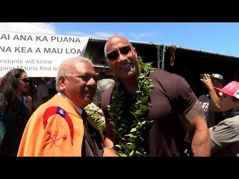 Actor Dwayne "The Rock" Johnson visited protesters blocking construction of a giant telescope on Hawaii's Big Island on Wednesday. Johnson said he was honored to be there and told a crowd: "I stand with you." (July 25)