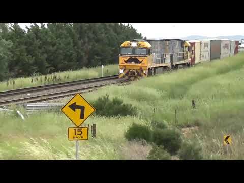 Goulburn NSW train mix December 2020