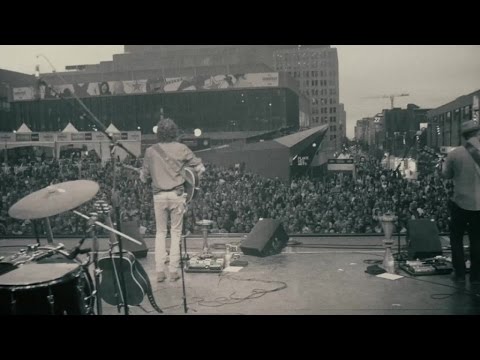 Alexandre Poulin - Comme des enfants en cavale (Vidéoclip officiel)