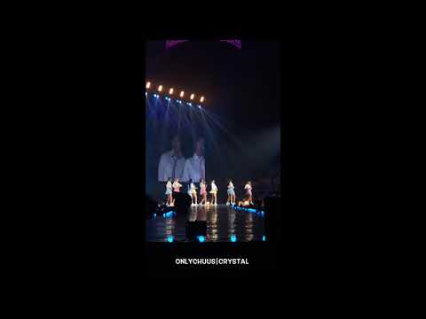 REALLY REALLY  - TWICE [FANCAM] (COVER) | Twiceland2 in Singapore | 170618