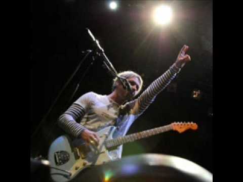 Feeder - Living in Polaroid (Live Maida Vale 1998).wmv