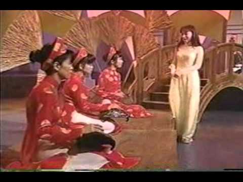 Thể hiện bởi Phi Nhung