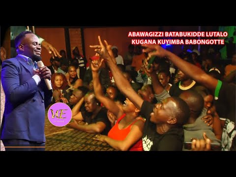 Babongotte Aletedde David Lutalo Obuzibu Ku Stage Bwaganye Okumuyimba Abawagizi Batabusse.