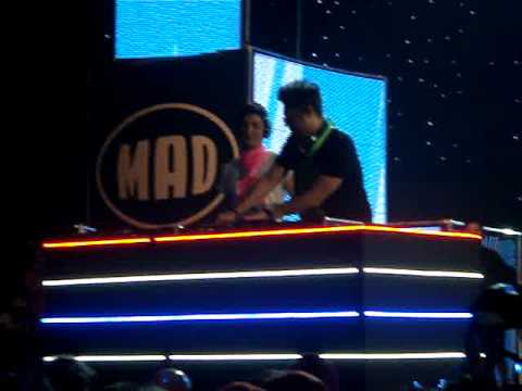 MAD VMA 2010 - Playmen ft Onirama ft Paparizou.MPG