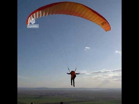 Young Iraqis soar for glory in national paragliding championship | Al Jazeera Newsfeed