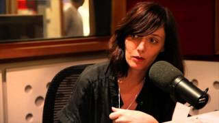 Sarah Blasko &#39;An Arrow&#39; live on FBi