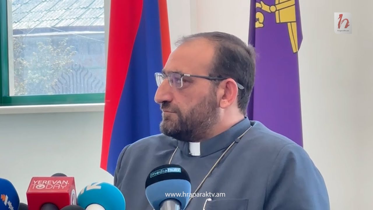 Արշակ Սրբազանը Բագրատ Սրբազանի մասին չակերտներ բացեց