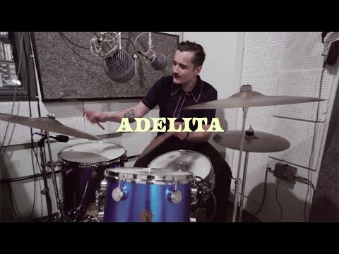 Theo Lawrence - Adelita (Live at Toerag)