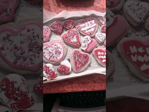 I made cookie for Valentines Day!
