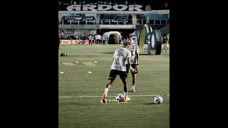 Download lagu Neymar Transition 🌟🔥(1/1) #shorts#neymar mp3