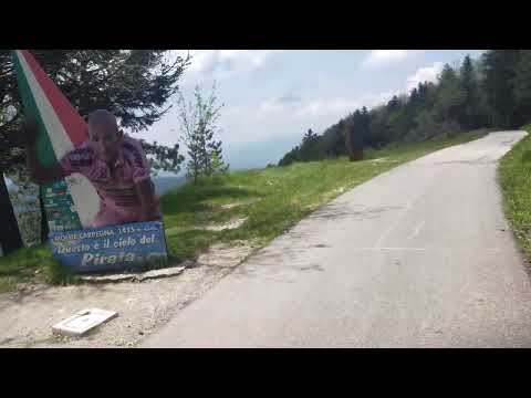 si sale verso il Cippo ( Carpegna )...