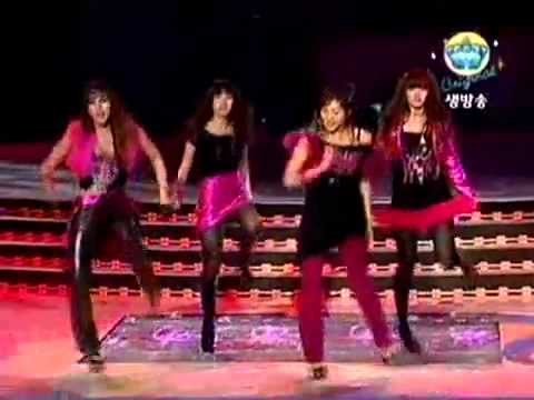 KARA   071117 Kara cuts at M K M F 01