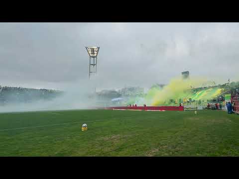 "Recibimiento Vs. Gimnasia (Aldosivi 1 - Gimnasia 2)" Barra: La Pesada del Puerto &bull; Club: Aldosivi &bull; País: Argentina