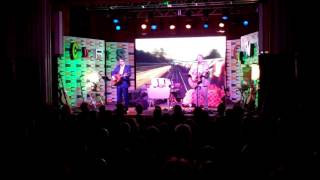 Chris Difford &amp; Glenn Tilbrook -- Playing With Electric Trains