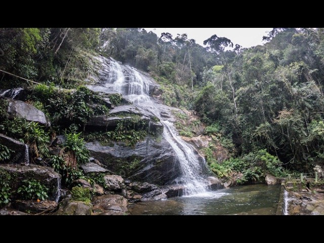 Live webcam view of Cascatinha Taunay Waterfall