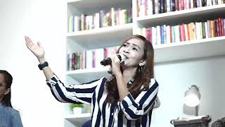 Download lagu Medley : KemurahanMu Lebih Dari Hidup & Yesus Terlebih Besar - Eben Ezer Worship mp3 Download lagu Medley : KemurahanMu Lebih Dari Hidup & Yesus Terlebih Besar - Eben Ezer Worship mp3