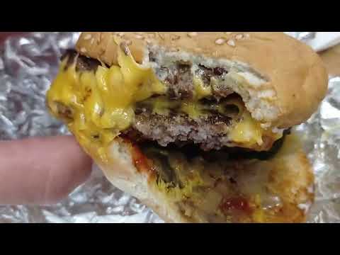 Burger at Five Guys - POV - wenig Gequatsche - viel Geschmack