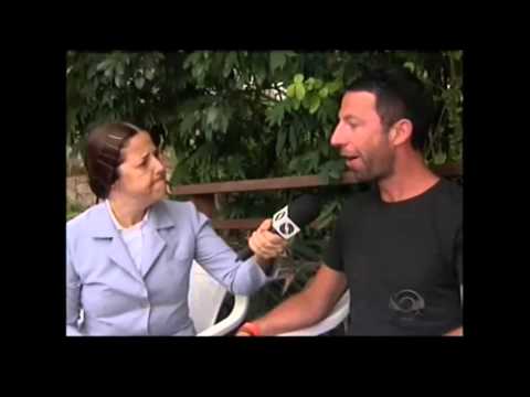 Dona Bilica entrevista os turistas