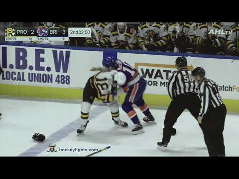 Alex-Olivier Voyer vs Kyle MacLean