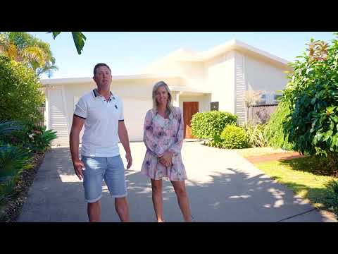 12 Paua Cove, Papamoa Beach - Carlene & Craig