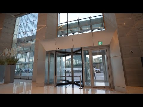두영금속 발란스도어(feat.여의도 IFC)