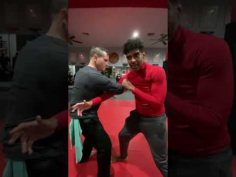 Bicep to Shoulder Bump BEFORE Arm Drag!!!  Ben Sanchez in Fixed Step Sports Tai Chi Push Hands