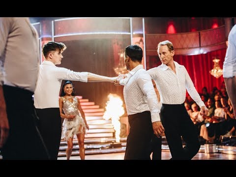 Mäktiga öppningen av semifinalen i Let's dance 2018