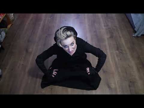 "Plama na podłodze"  (autor Janina Porazińska)