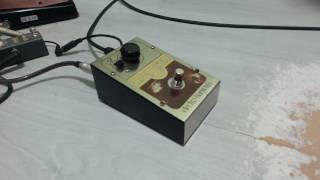 Video thumbnail for Little Big Muff Vintage with Bass by Nordfield Live