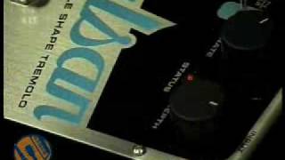 Video thumbnail for A peek at the Electro-Harmonix Pulsar by gearwire
